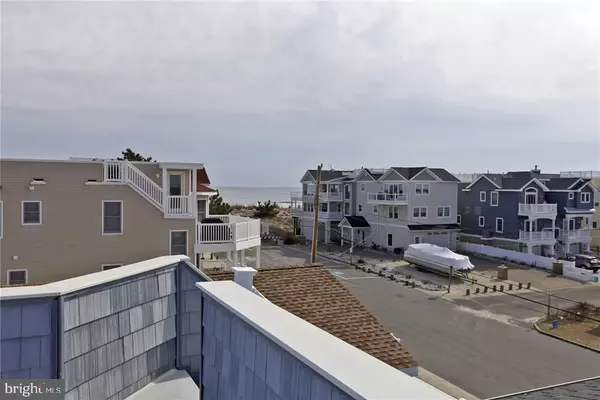 Surf City, NJ 08008,29 S 1ST ST