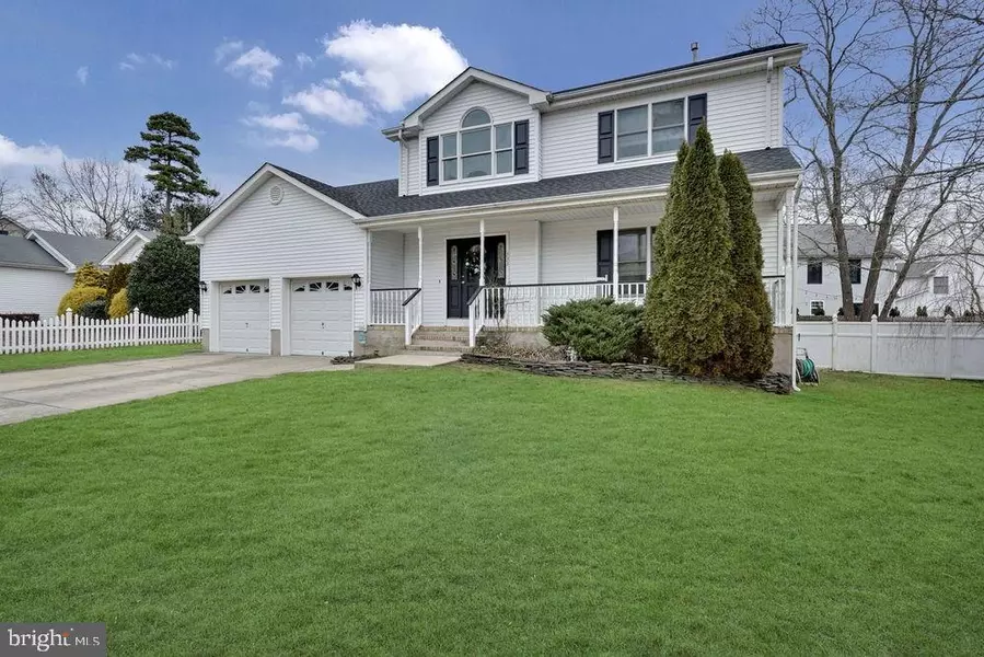 333 DEERLAKE CT, Manahawkin, NJ 08050