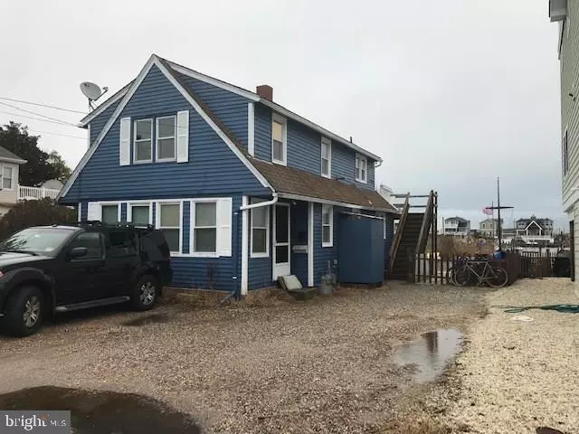 1916 BAY TER, Ship Bottom, NJ 08008