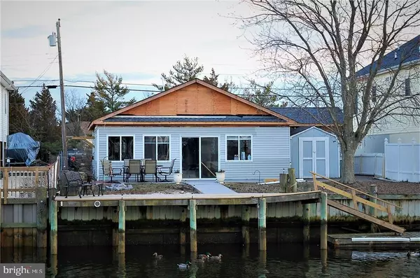 50 LAKE SUPERIOR DR, Tuckerton, NJ 08087