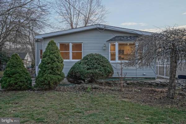 224 ELIZABETH AVE, Toms River, NJ 08753