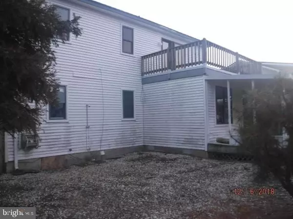 Manahawkin, NJ 08050,109 EILEEN LN