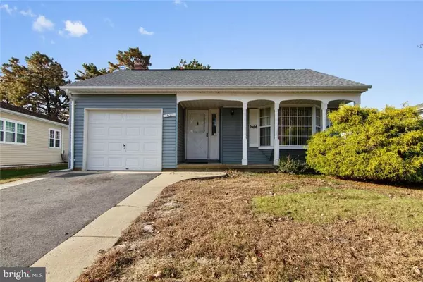 42 LA DUNETTE DR, Toms River, NJ 08757