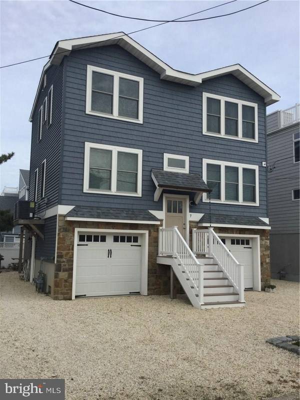 7 W CAROLINA AVE, Long Beach Township, NJ 08008