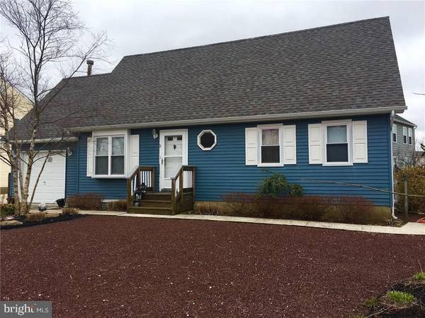 3 BENJAMIN BLVD, Manahawkin, NJ 08050