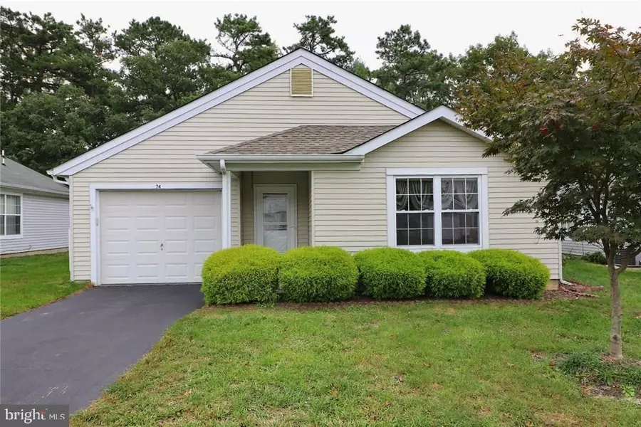 74 PINE OAK BLVD, Barnegat, NJ 08005