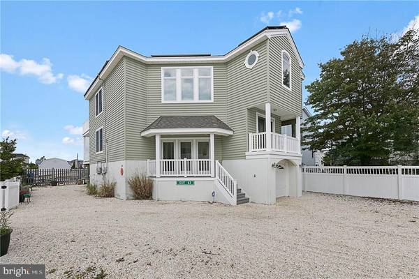 249 W 14TH ST, Ship Bottom, NJ 08008