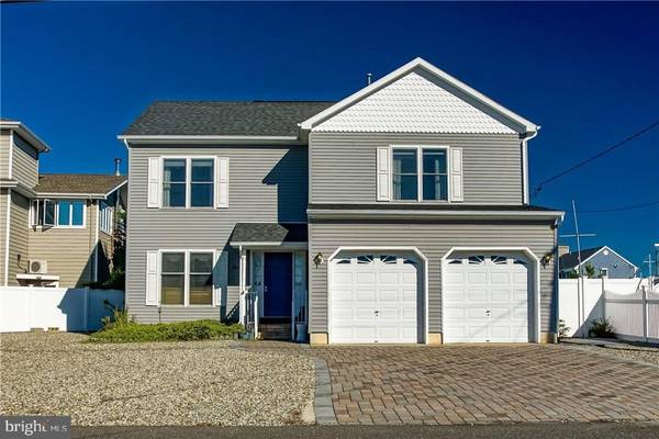 124 CHARLES BLVD, Manahawkin, NJ 08050