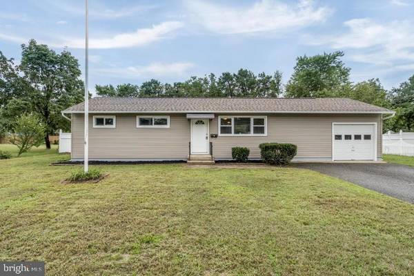 214 SPRUCEWOOD DR, Brick, NJ 08723