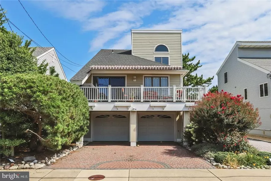 113 4TH ST, Beach Haven, NJ 08008