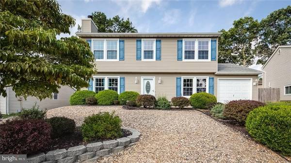 5 ADMIRAL CT, Barnegat, NJ 08005