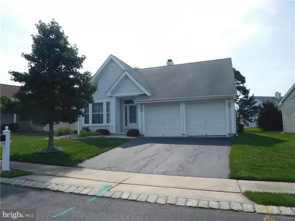 12 FOUNTAINVIEW DR, Barnegat, NJ 08005