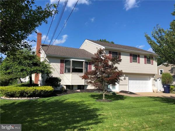 719 FOREPEAK AVE, Beachwood, NJ 08722