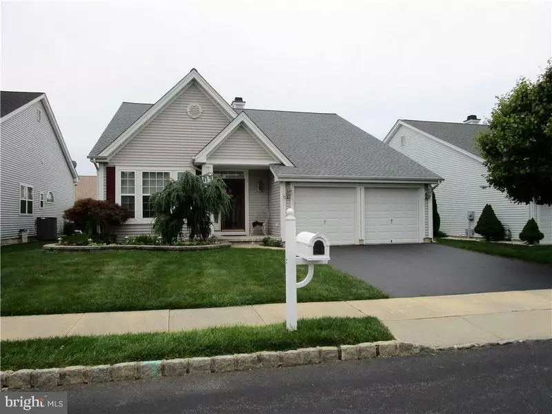 32 AQUA VIEW LN, Barnegat, NJ 08005