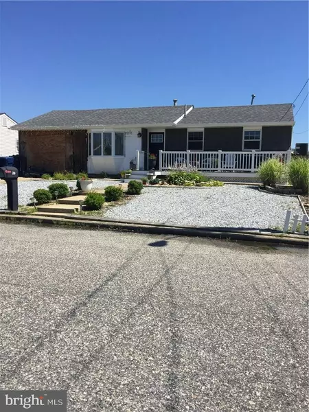 26 W THAMES RD, Tuckerton, NJ 08087