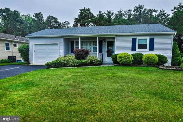 20 CAMBRIDGE CT, Toms River, NJ 08757