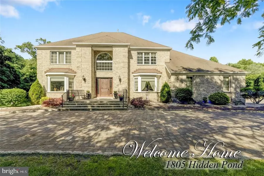 1805 HIDDEN POND LN, Toms River, NJ 08755