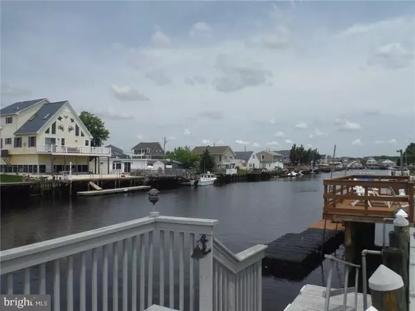 Tuckerton, NJ 08087,7 N CAPTAINS DR