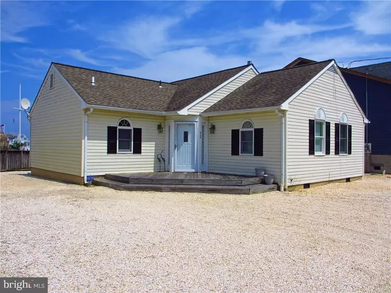 636 NEWELL AVE, Manahawkin, NJ 08050