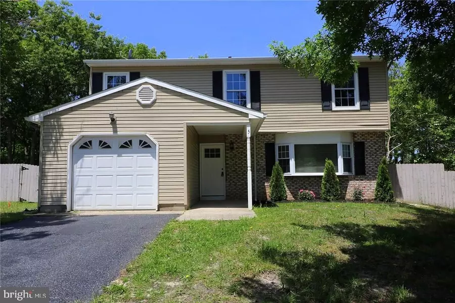 5 BIRCH CT, Barnegat, NJ 08005