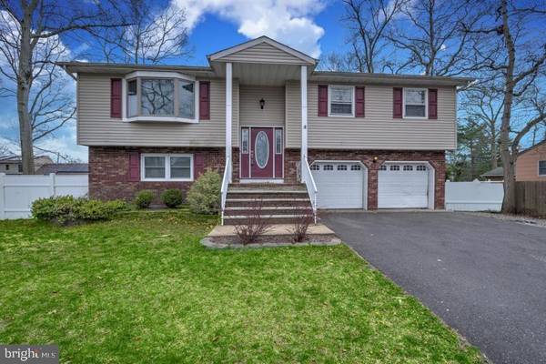 529 HALLIARD AVE, Beachwood, NJ 08722