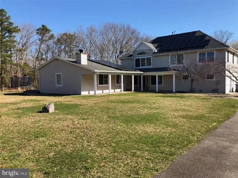 102 OXYCOCUS RD, Manahawkin, NJ 08050