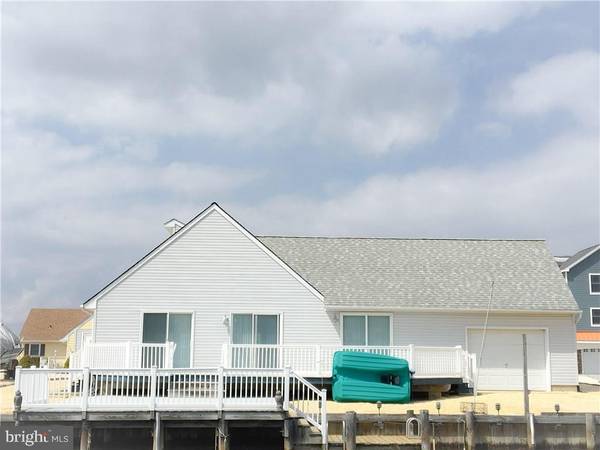 141 ARTHUR DR, Manahawkin, NJ 08050