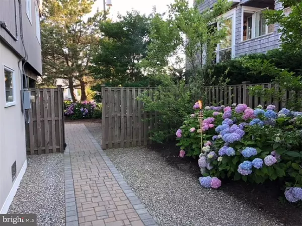 Surf City, NJ 08008,237 14TH ST