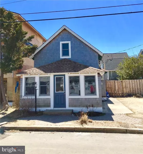 106 E 27TH ST, Ship Bottom, NJ 08008