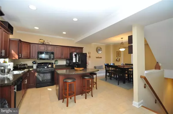 Lanoka Harbor, NJ 08734,307 CEDAR DR