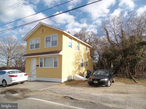 29 CENTER ST, Toms River, NJ 08757