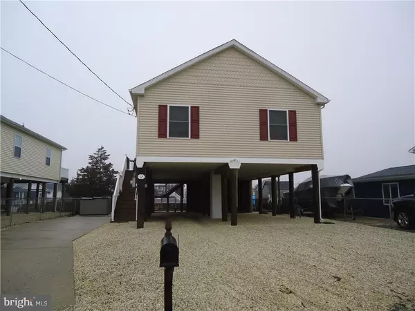 17 W THAMES RD, Tuckerton, NJ 08087