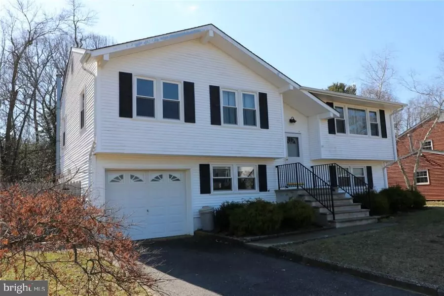 123 DRIFTWOOD LN, Lanoka Harbor, NJ 08734