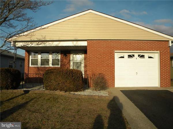 3 WAKAN CT, Toms River, NJ 08757