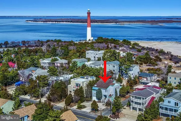 9 4TH ST, Barnegat Light, NJ 08006