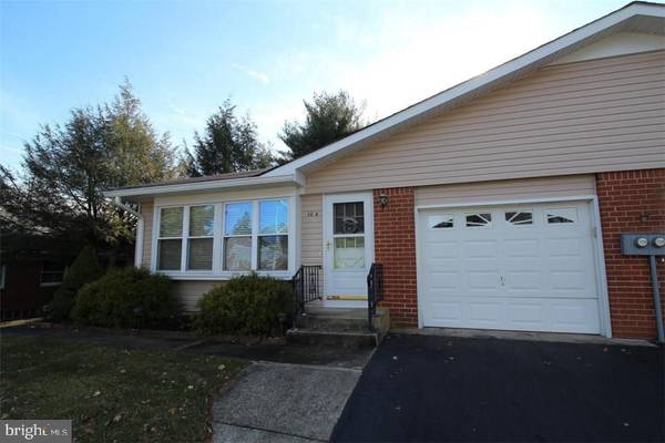 10 YORKTOWNE PKWY #A, Manchester Township, NJ 08759