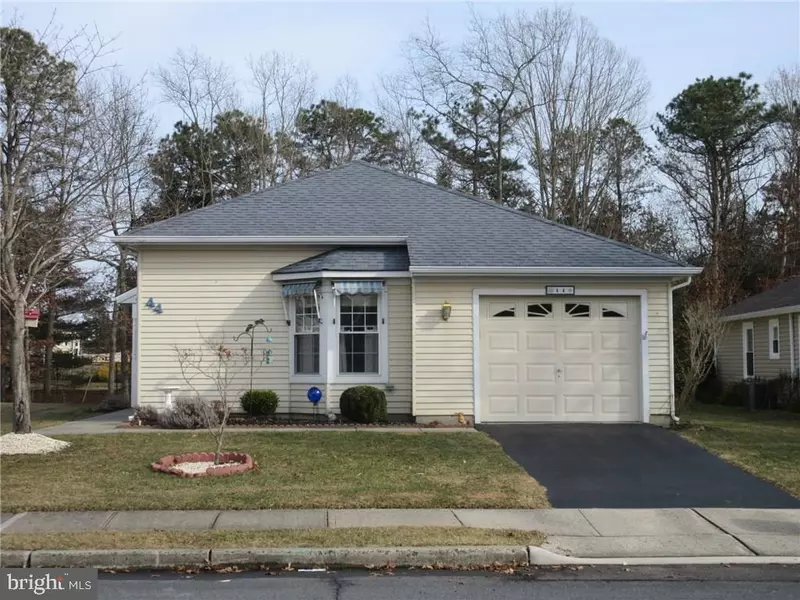 44 PINE OAK BLVD, Barnegat, NJ 08005