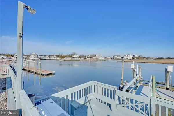 Tuckerton, NJ 08087,21 OVERLOOK DR