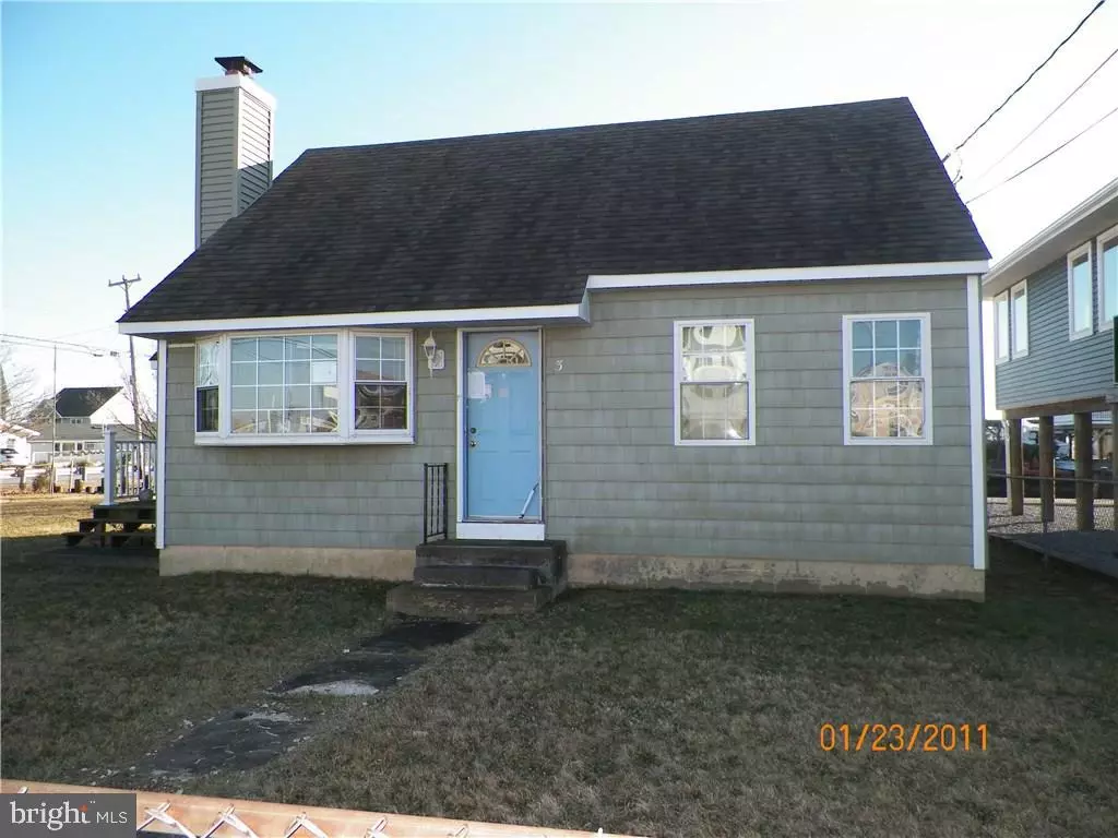 Tuckerton, NJ 08087,3 E BOAT DR