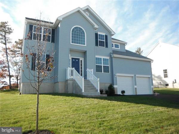 7 NANTUCKET AVE, Barnegat, NJ 08005