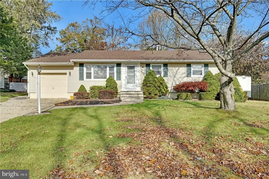 48 DOGWOOD LN, Toms River, NJ 08753