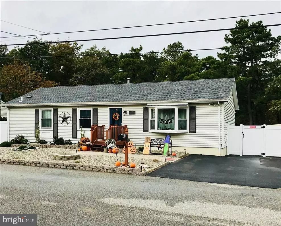 Beachwood, NJ 08722,924 LEEWARD AVE