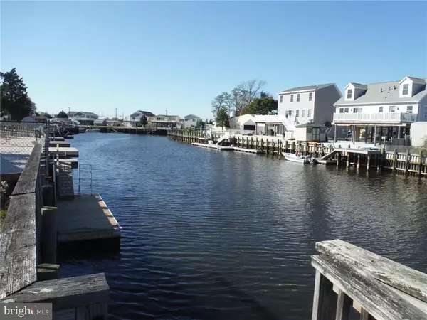 Tuckerton, NJ 08087,32 LAKE HURON DR