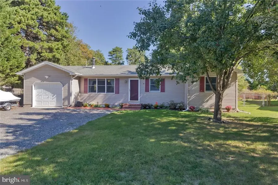 889 SANDY CIR, Manahawkin, NJ 08050