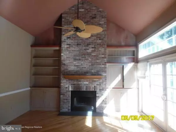 Brielle, NJ 08730,1 N TAMARACK DR