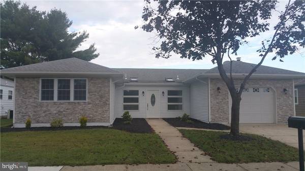 9 TEMPLETON ST, Toms River, NJ 08757