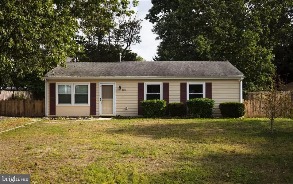 135 MIZZEN AVE, Manahawkin, NJ 08050