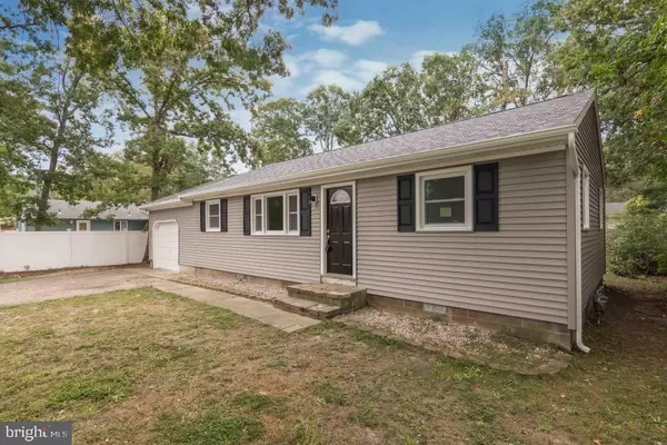 Forked River, NJ 08731,617 CONIFER DR