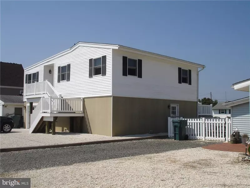 18 W BRIG DR, Tuckerton, NJ 08087