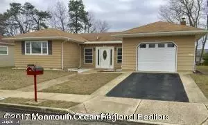 33 FONTANA ST, Toms River, NJ 08757